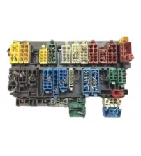 Caixa De Fusíveis Audi A4 Original 357937039