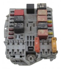 Caixa De Fusíveis Do Motor Doblô 1.8 8v Gasolina 51815339