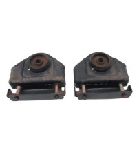 Par Suporte Superior Coxim Do Condensador Hilux 2006 A 2015