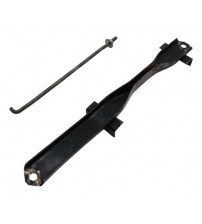 Parafuso Chapa Suporte Prender A Bateria Hilux 2006 A 2015