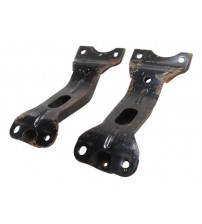 Par Suporte Proteção Cárter Peito De Aço Hilux 2006 A 2015
