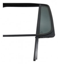 Vidro Fixo Porta Traseira Esquerda Borracha Pestana Amarok Preto